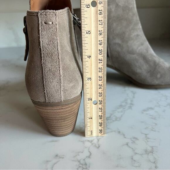 New FRYE Gray Suede Ankle Booties Women's Size 9.5 - Picture 2 of 7